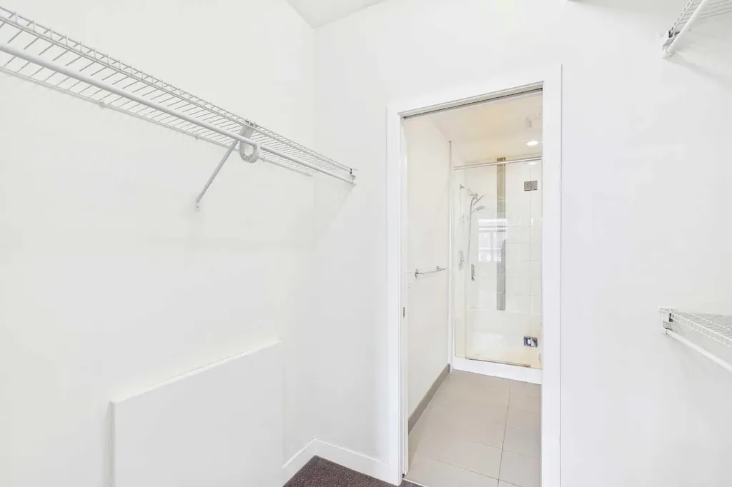 28 Auburn Bay Link SE Calgary AB T3M1Z7