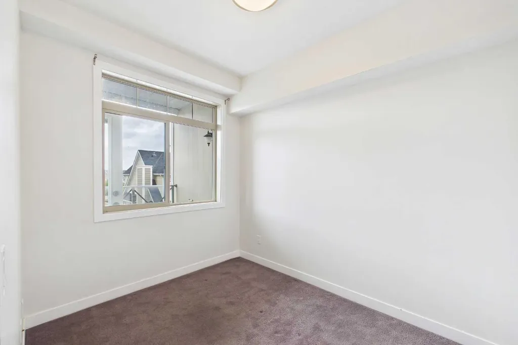 28 Auburn Bay Link SE Calgary AB T3M1Z7