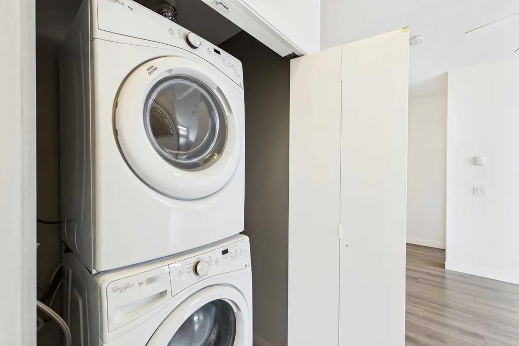 28 Auburn Bay Link SE Calgary AB T3M1Z7
