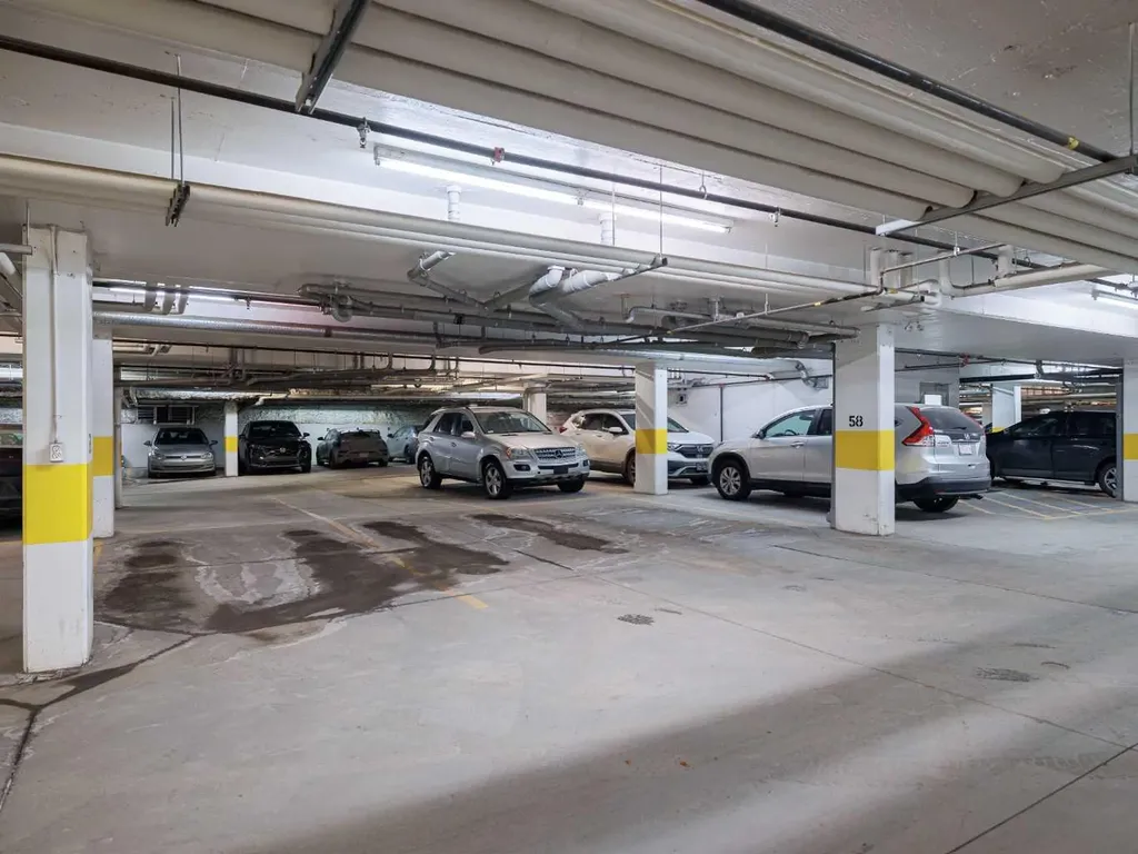 28 Auburn Bay Link SE Calgary AB T3M1Z7
