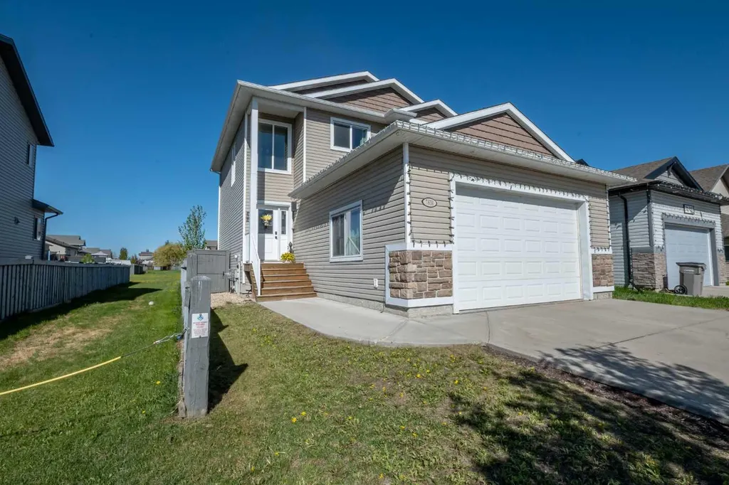 7614 112 Street Grande Prairie AB T8W 0B9