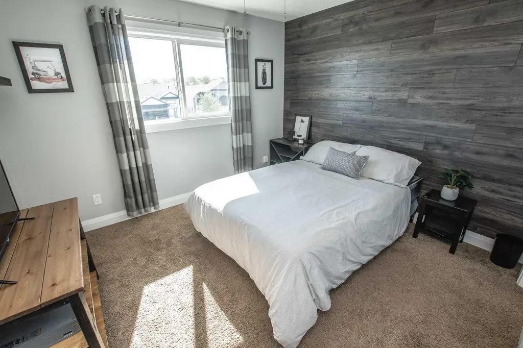7614 112 Street Grande Prairie AB T8W 0B9
