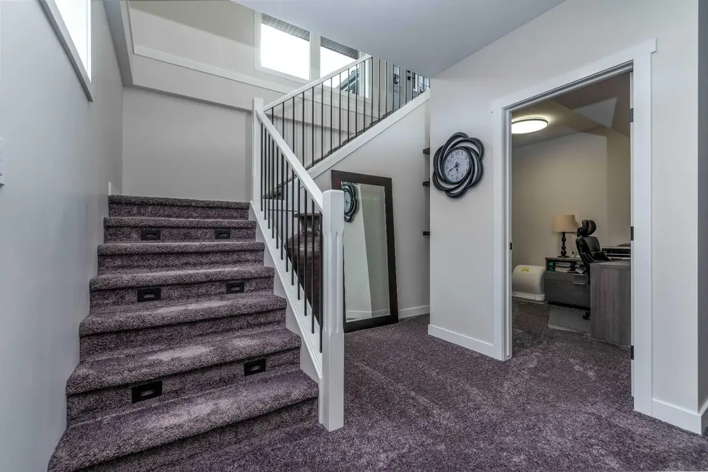 7302 37 Street Close Lloydminster AB T9V 3P7