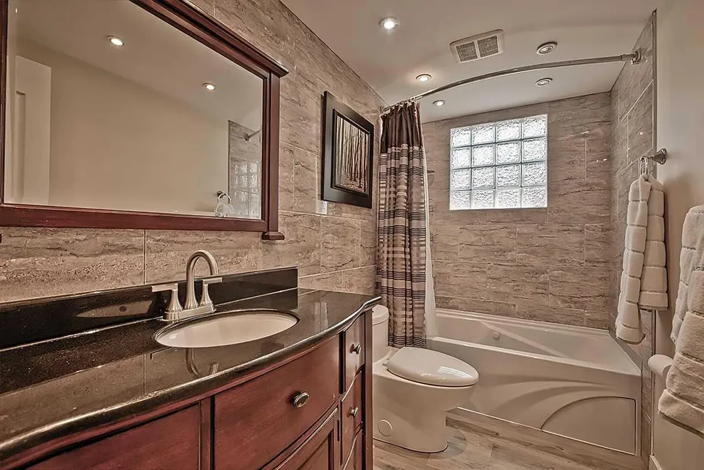 48 Deermont Way SE Calgary AB T2J 5P3