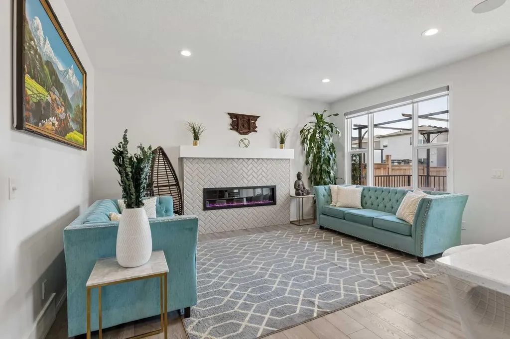 159 Belmont Terrace SW Calgary AB T2X 4X2