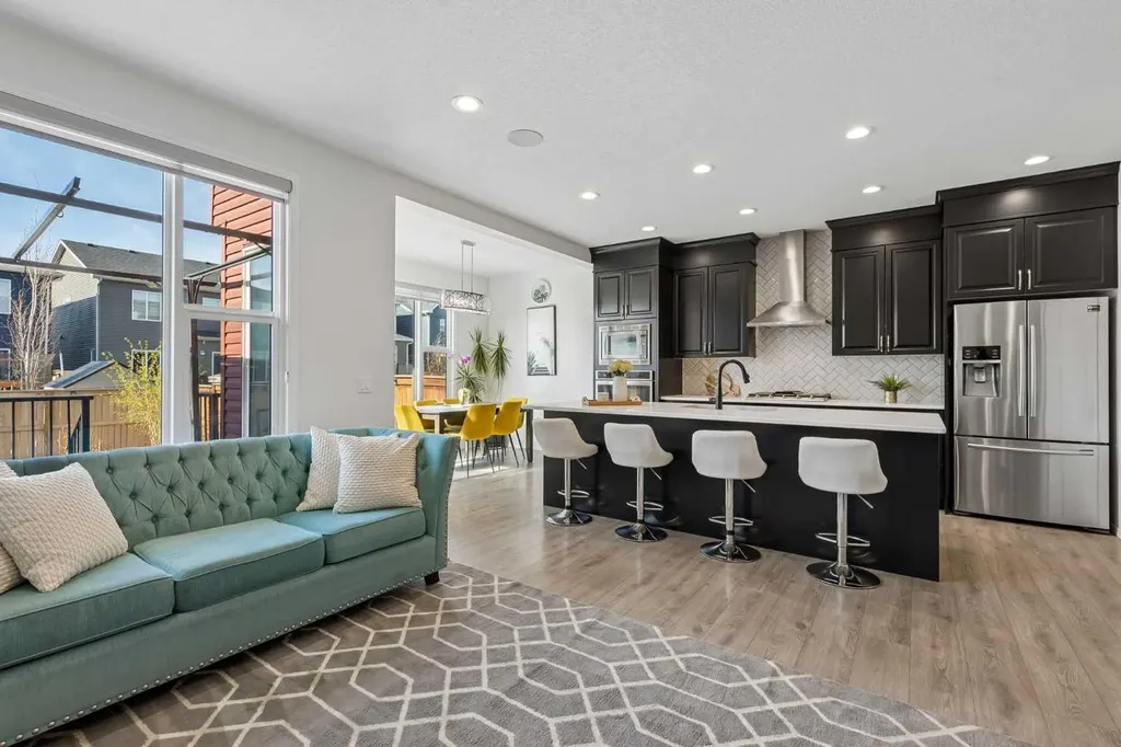 159 Belmont Terrace SW Calgary AB T2X 4X2