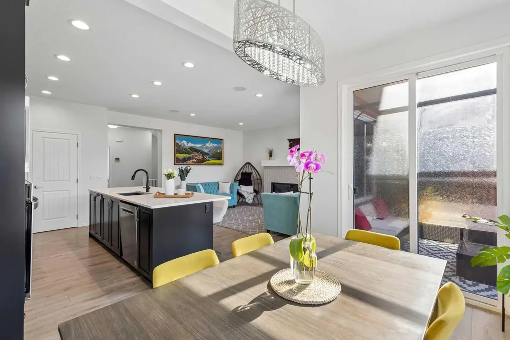 159 Belmont Terrace SW Calgary AB T2X 4X2