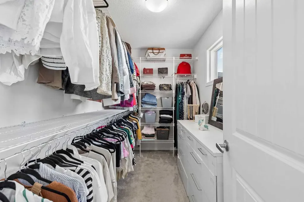 159 Belmont Terrace SW Calgary AB T2X 4X2