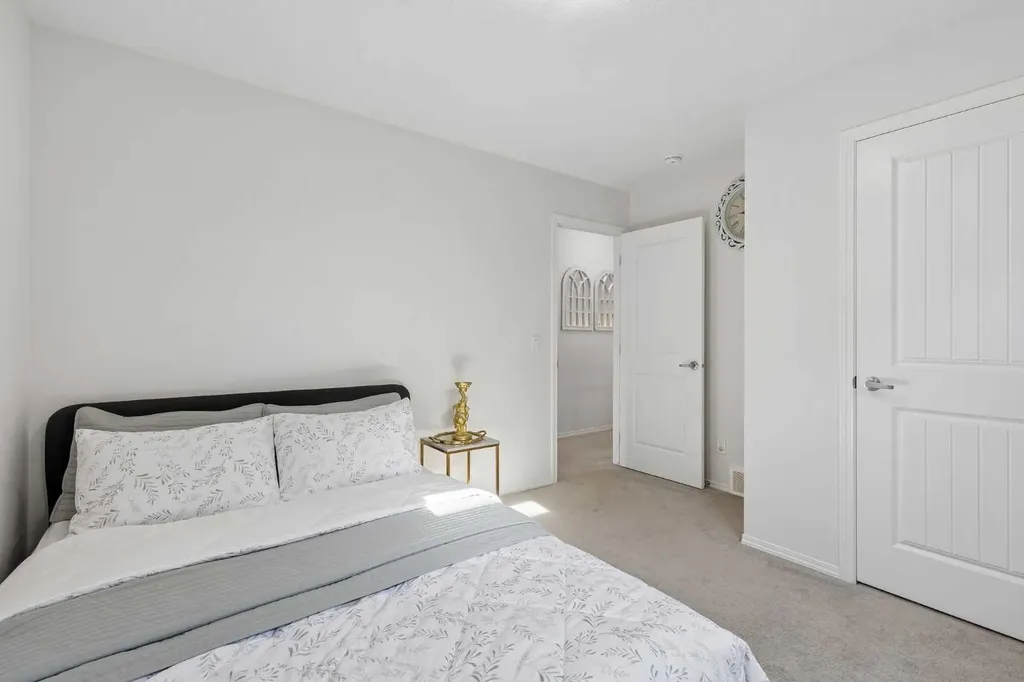 159 Belmont Terrace SW Calgary AB T2X 4X2