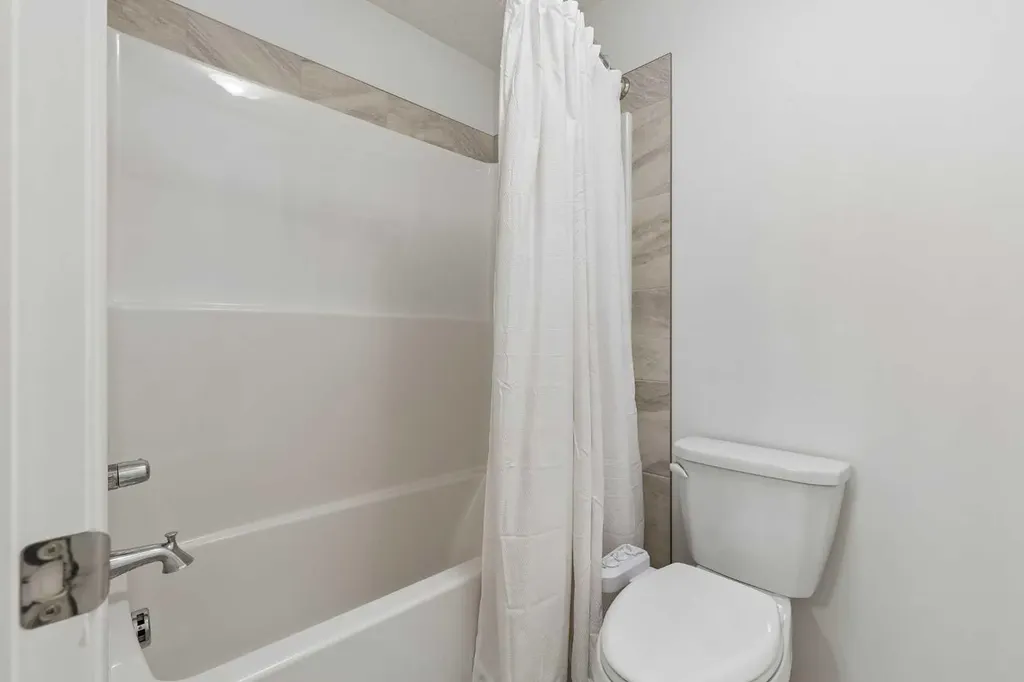 159 Belmont Terrace SW Calgary AB T2X 4X2