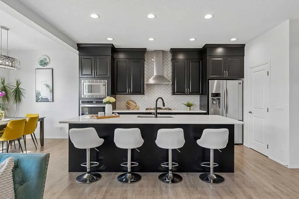 159 Belmont Terrace SW Calgary AB T2X 4X2