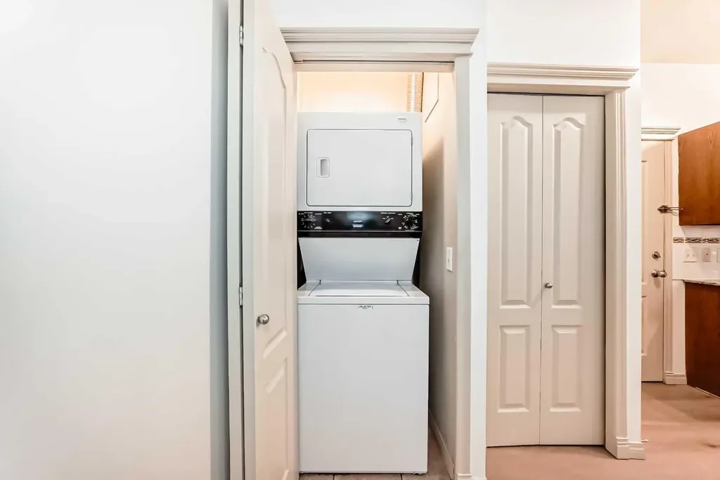 333 Riverfront Avenue SE Calgary AB T2G 5R1