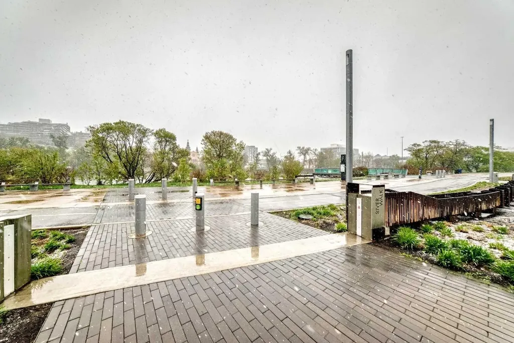 333 Riverfront Avenue SE Calgary AB T2G 5R1