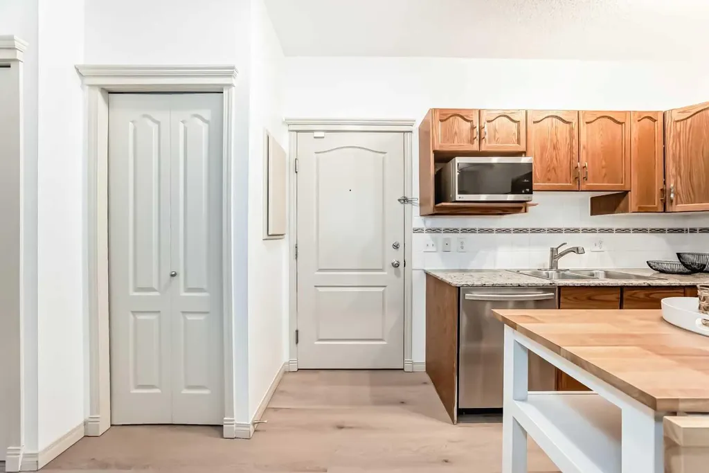 333 Riverfront Avenue SE Calgary AB T2G 5R1