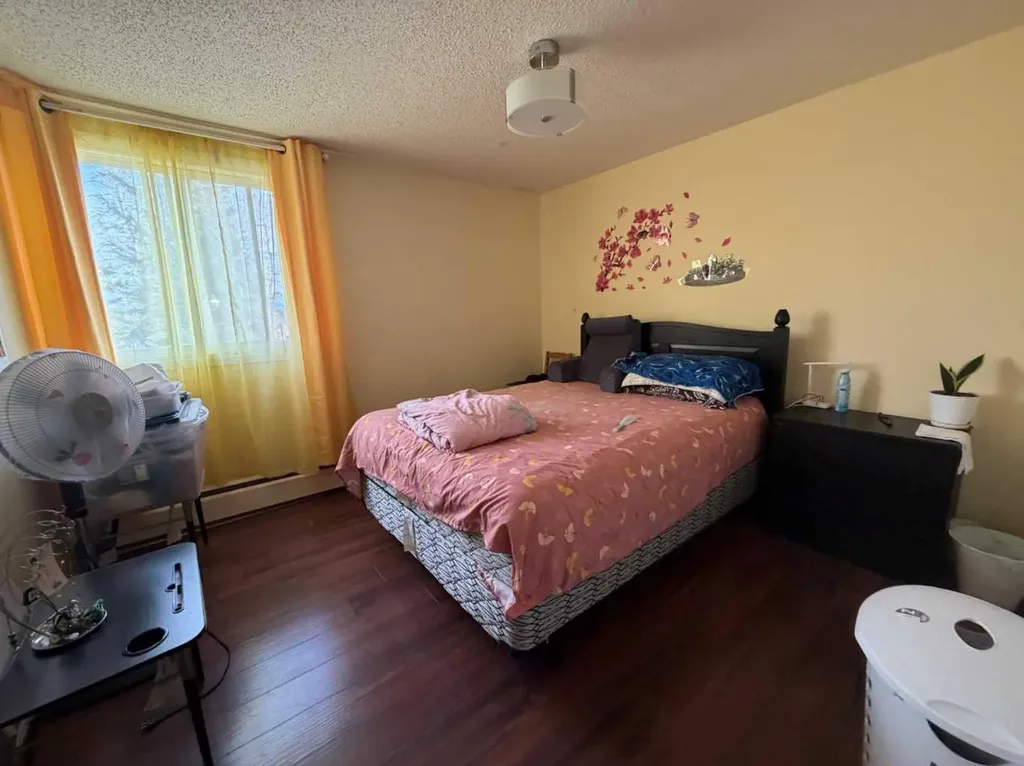 111 Charles Avenue Fort Mcmurray AB T9H 1R3