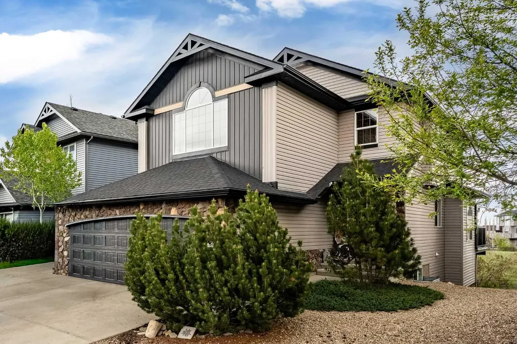 276 Kincora Heights NW Calgary AB T3R 1N6