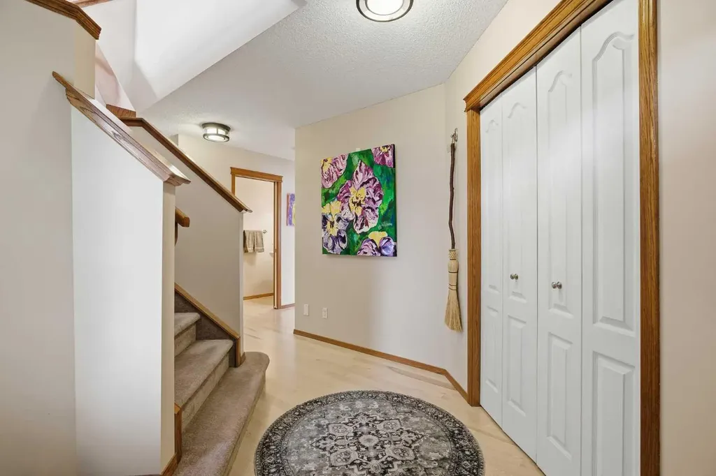 276 Kincora Heights NW Calgary AB T3R 1N6