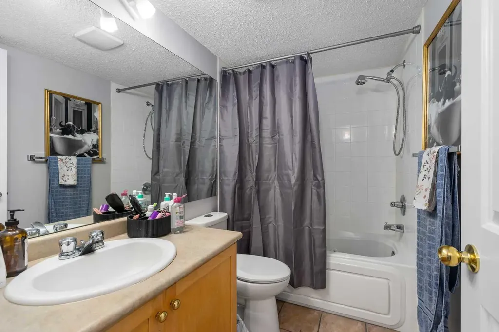 604 8 Street SW Airdrie AB T4B 2W4