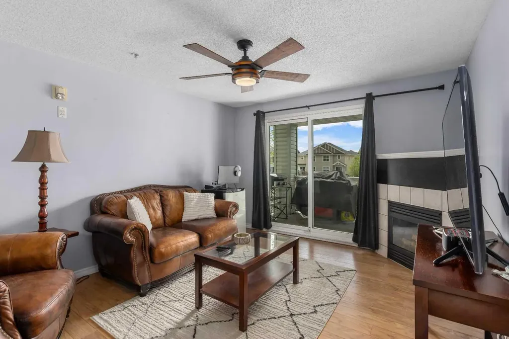 604 8 Street SW Airdrie AB T4B 2W4