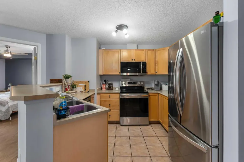 604 8 Street SW Airdrie AB T4B 2W4
