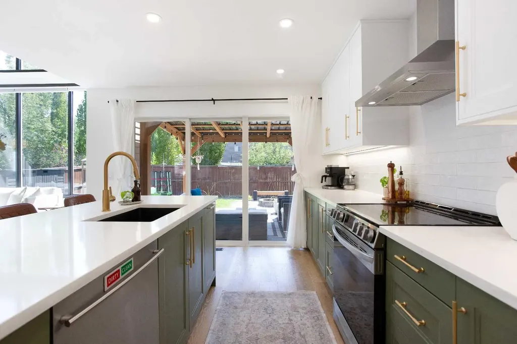 530 Chaparral Drive SE Calgary AB T2X 3W2