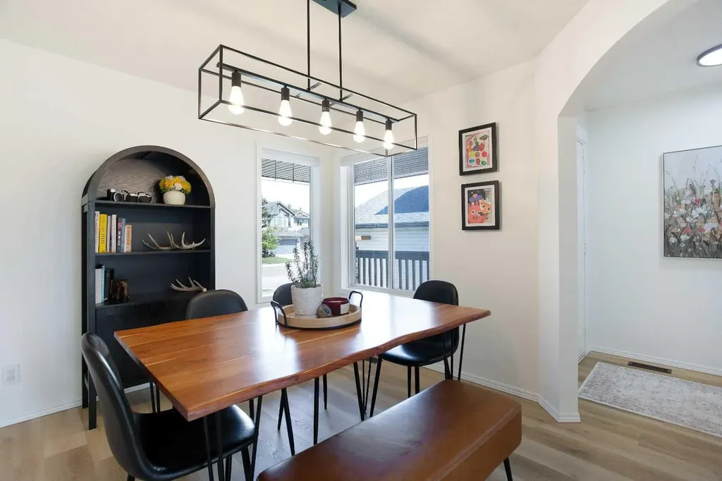 530 Chaparral Drive SE Calgary AB T2X 3W2