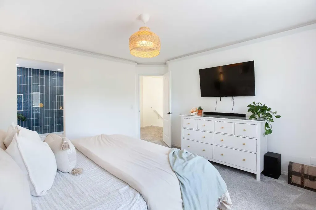 530 Chaparral Drive SE Calgary AB T2X 3W2