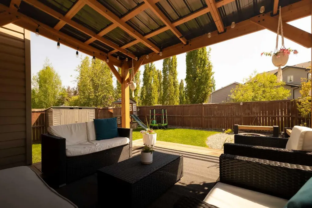 530 Chaparral Drive SE Calgary AB T2X 3W2