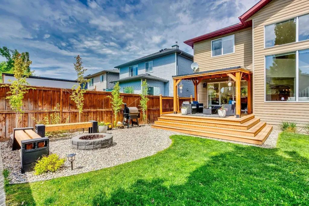 530 Chaparral Drive SE Calgary AB T2X 3W2