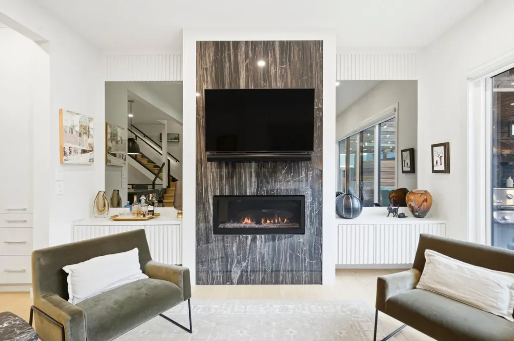 1308 Colgrove Avenue NE Calgary AB T2E 5C4