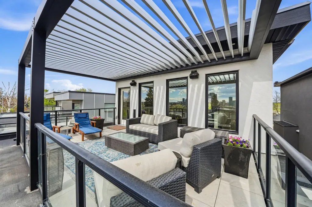 1308 Colgrove Avenue NE Calgary AB T2E 5C4