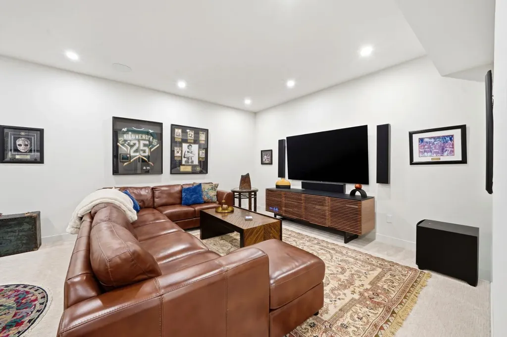 1308 Colgrove Avenue NE Calgary AB T2E 5C4