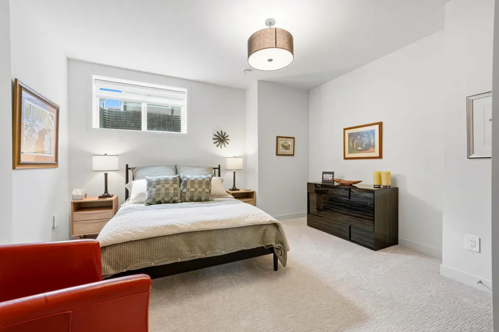 1308 Colgrove Avenue NE Calgary AB T2E 5C4