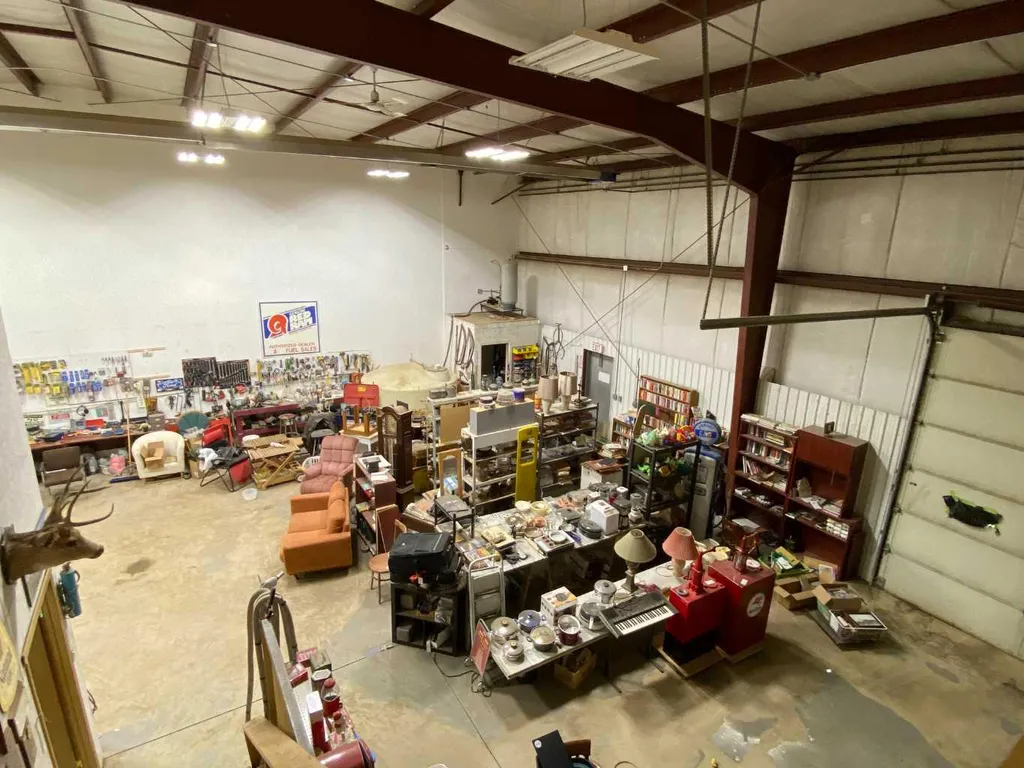 598 Industrial Road E Brooks AB T0J2A2
