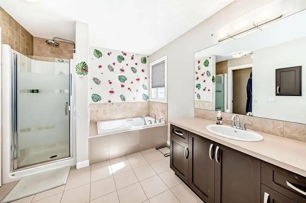 89 Evansdale Landing NW Calgary AB T3P 0C8