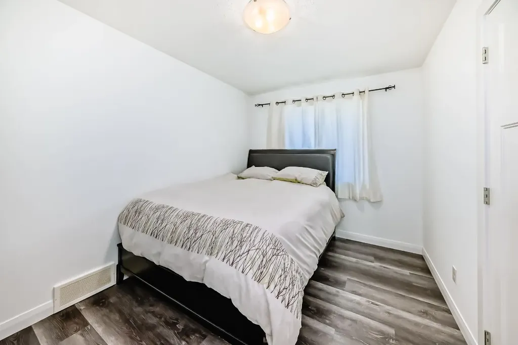 89 Evansdale Landing NW Calgary AB T3P 0C8