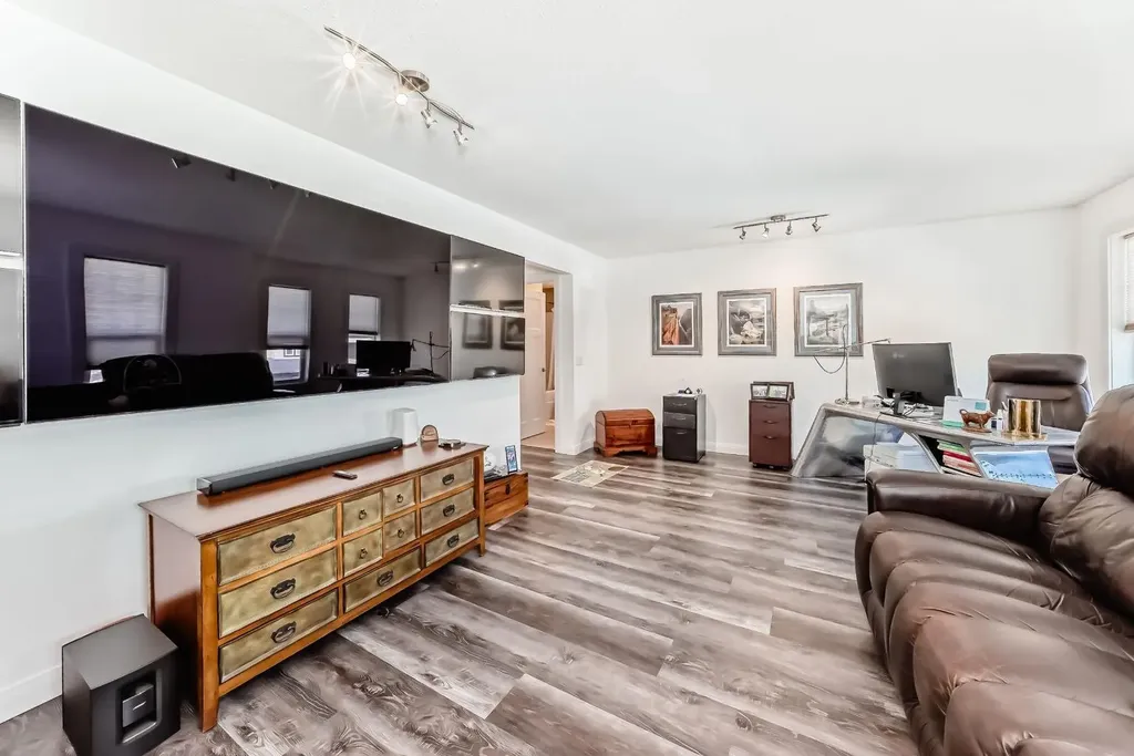 89 Evansdale Landing NW Calgary AB T3P 0C8