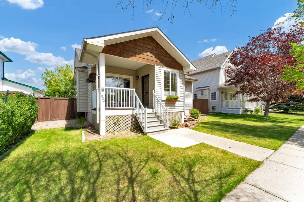 1030 5 Street SE Medicine Hat AB T1A8T5