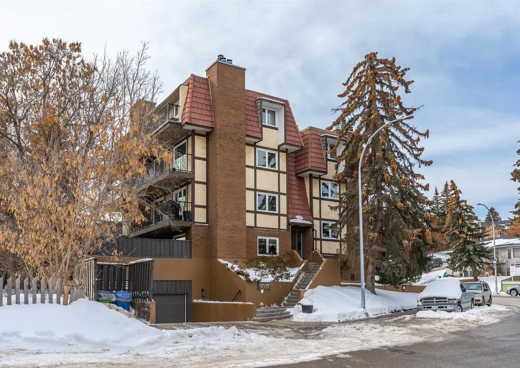 2208 17a Street SW Calgary AB T2T 4S1