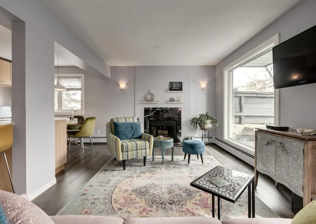 2208 17a Street SW Calgary AB T2T 4S1