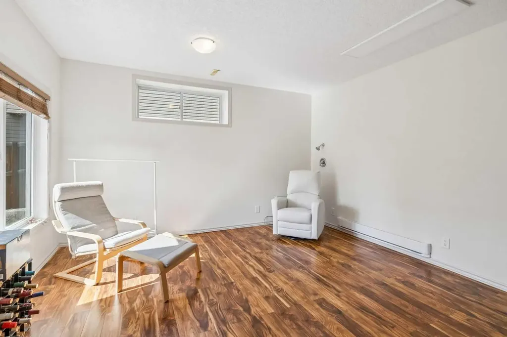 231 Hawkmere View Chestermere AB T1X 1T8