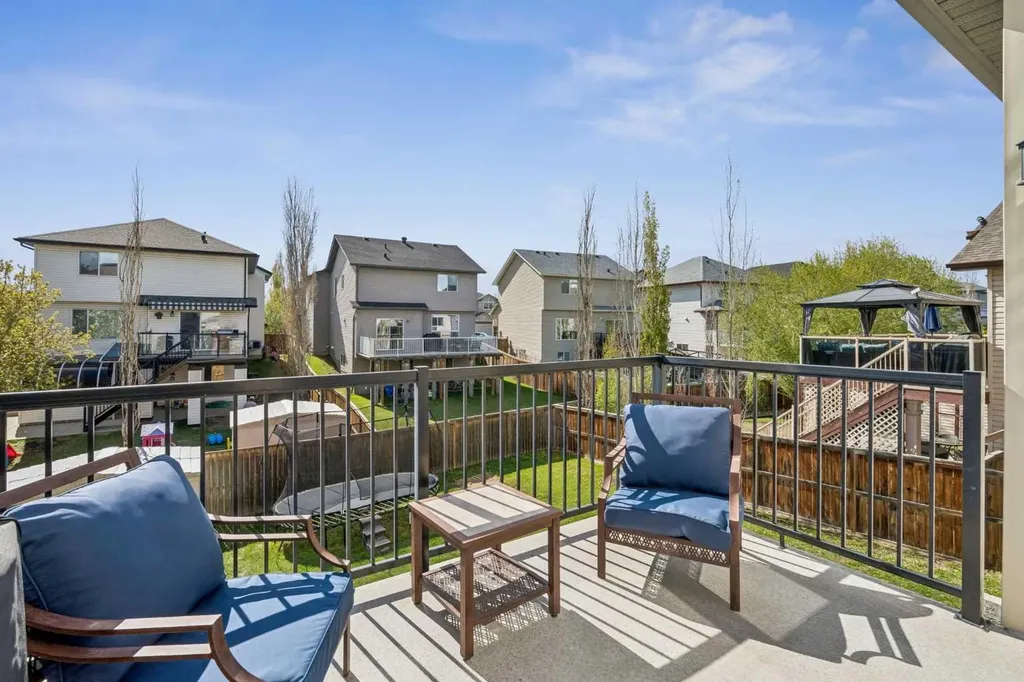 231 Hawkmere View Chestermere AB T1X 1T8