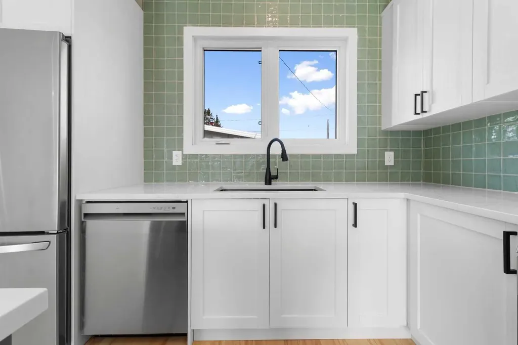 3210 43 Avenue Red Deer AB T4N 3A9