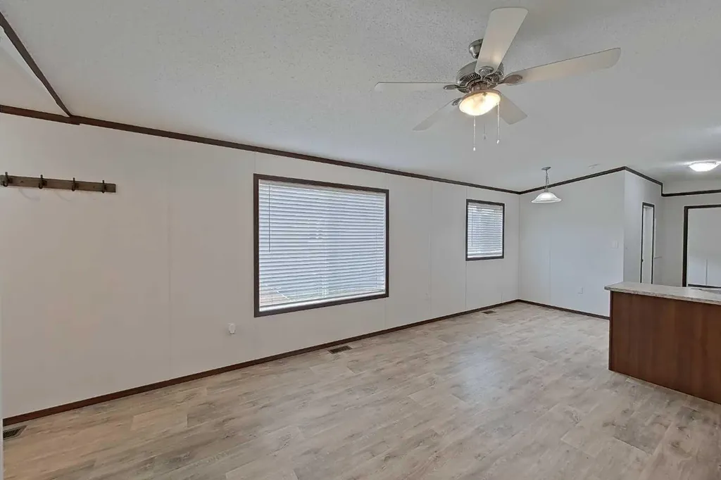 404 6 Avenue NW Slave Lake AB T0G 2A1