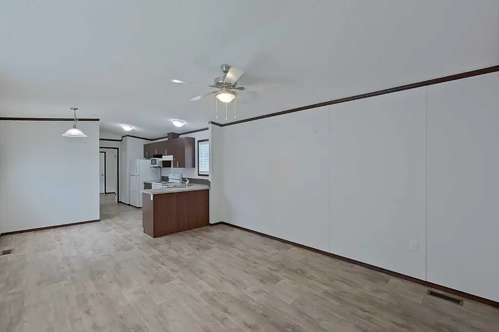 404 6 Avenue NW Slave Lake AB T0G 2A1