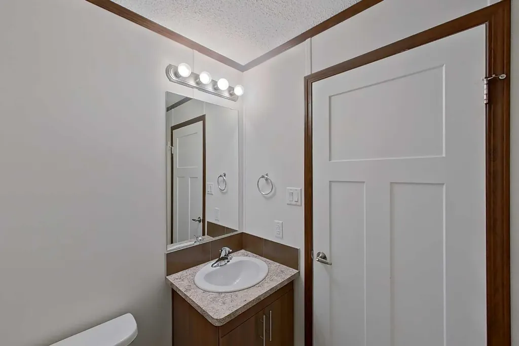 404 6 Avenue NW Slave Lake AB T0G 2A1