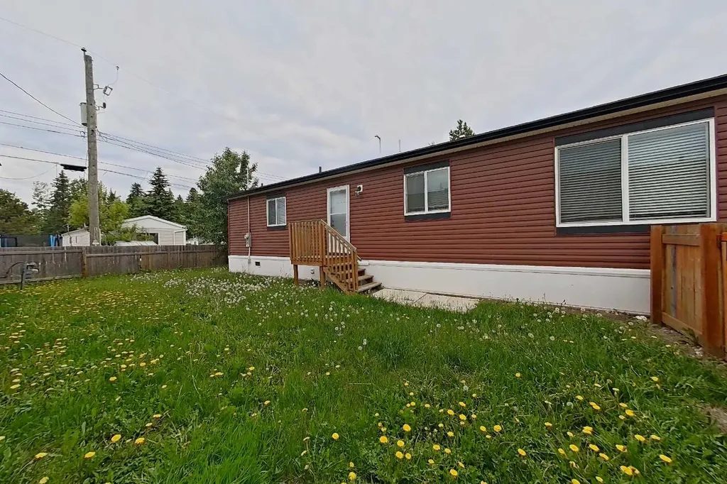 404 6 Avenue NW Slave Lake AB T0G 2A1