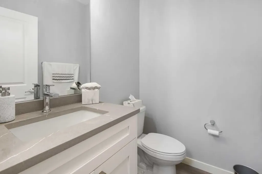 78 Lakes Estates Circle Strathmore AB T1P 1L8