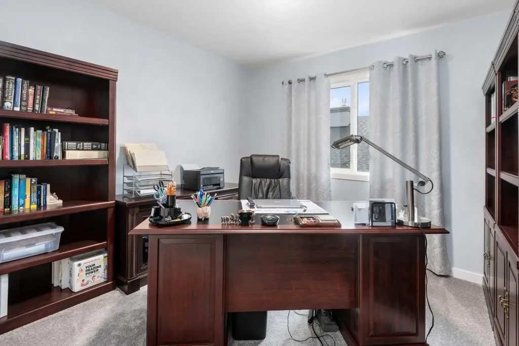 78 Lakes Estates Circle Strathmore AB T1P 1L8