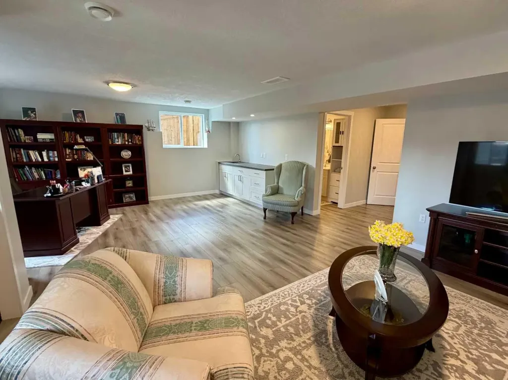 78 Lakes Estates Circle Strathmore AB T1P 1L8